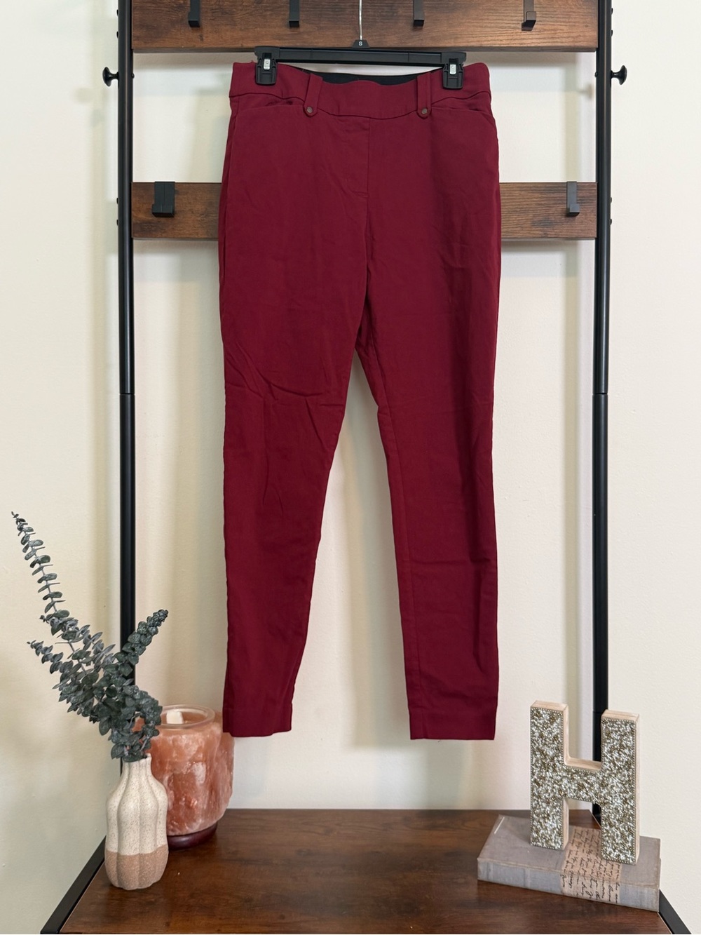 Maurices Burgundy Pull-On Stretch Ankle Pants Women’s Medium Regular
